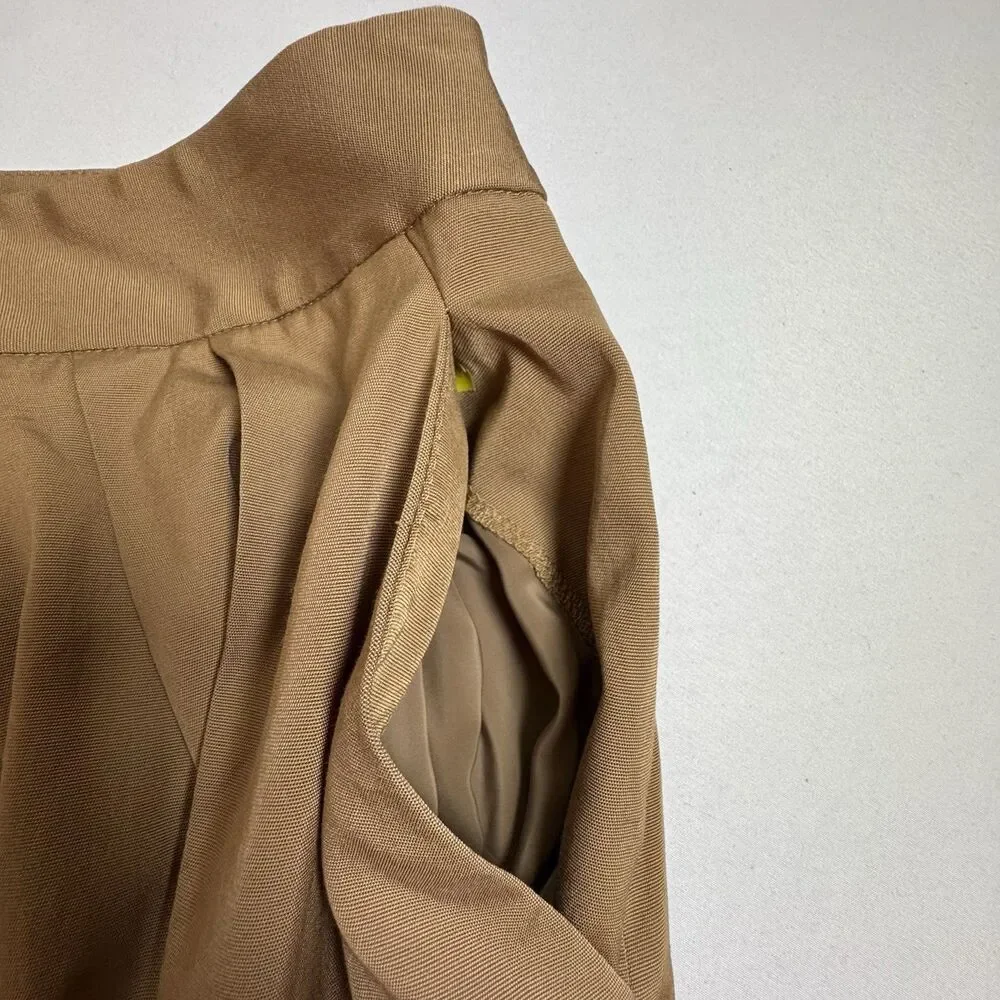 Talbots closure silhouette